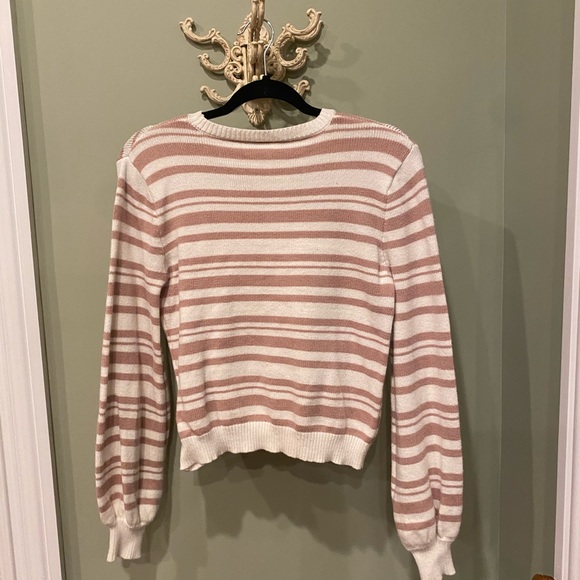 Matching sweater set - Picture 4 of 5